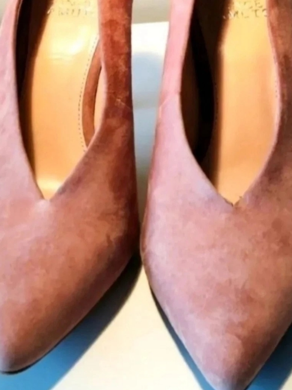 Vince Camuto Women's Suede Heels 38/8US 3.5...